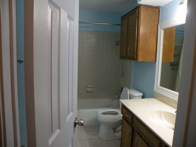 213 Duerr Drive, Bellville, TX 77418