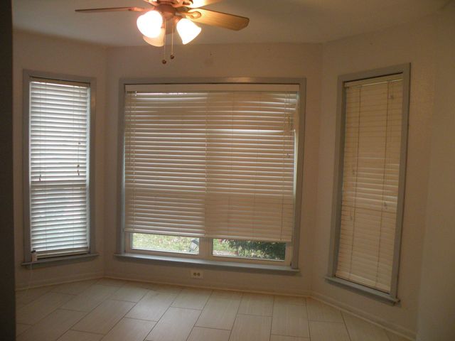 213 Duerr Drive, Bellville, TX 77418