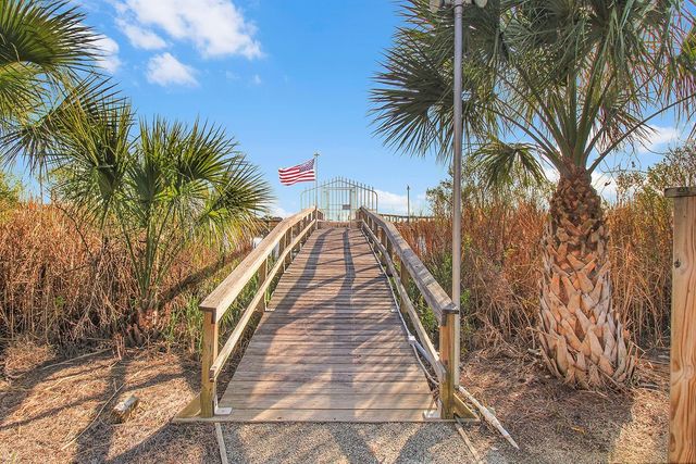 91 Screven Street Bldg D Unit 309, Darien, GA 31305