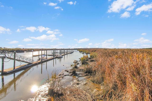 91 Screven Street Bldg D Unit 309, Darien, GA 31305