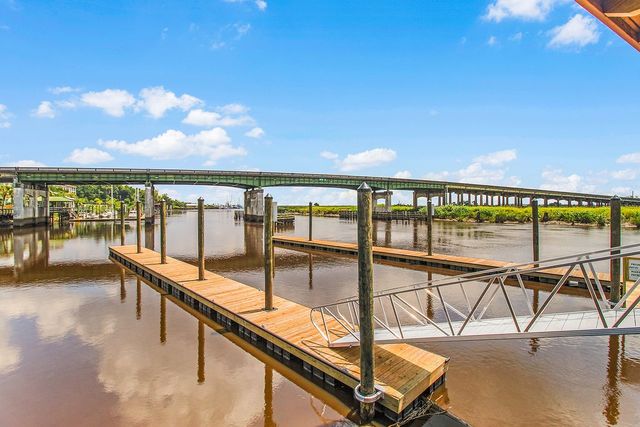 91 Screven Street Bldg D Unit 309, Darien, GA 31305