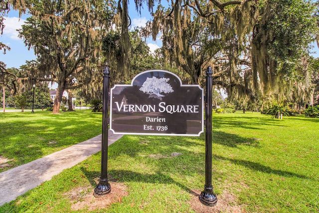 91 Screven Street Bldg D Unit 309, Darien, GA 31305