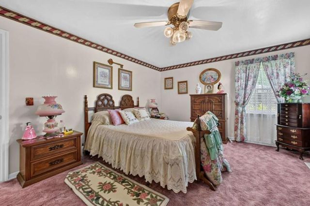 210 Lavista Drive, Blue Ridge, GA 30513