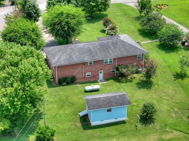 210 Lavista Drive, Blue Ridge, GA 30513