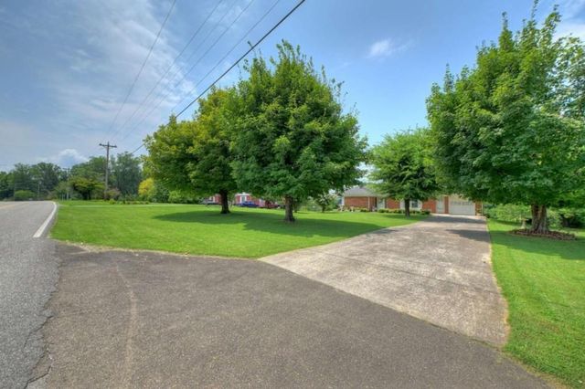 210 Lavista Drive, Blue Ridge, GA 30513