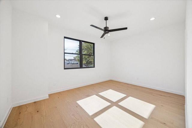 1807 Wakefield Drive, Houston, TX 77018