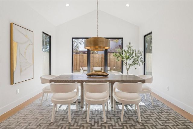 1807 Wakefield Drive, Houston, TX 77018