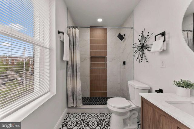 3121 MCELDERRY ST, Baltimore, MD 21205