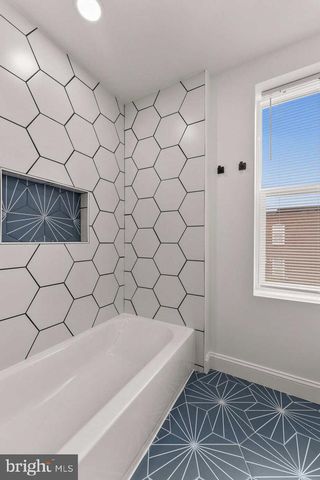 3121 MCELDERRY ST, Baltimore, MD 21205
