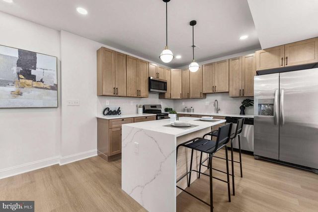 3121 MCELDERRY ST, Baltimore, MD 21205