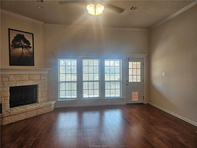 1208 Brunswick Court, College Station, TX 77845