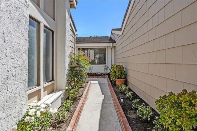 62 Sandpiper 29, Irvine, CA 92604