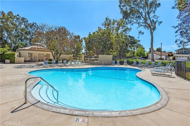 62 Sandpiper 29, Irvine, CA 92604