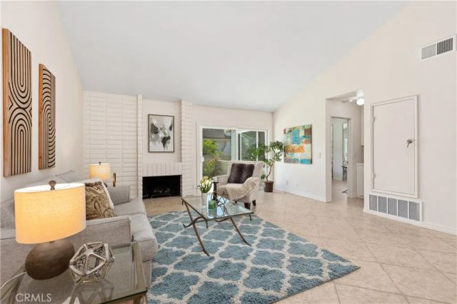 62 Sandpiper 29, Irvine, CA 92604