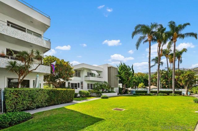 2368 Torrey Pines Road 66, La Jolla, CA 92037