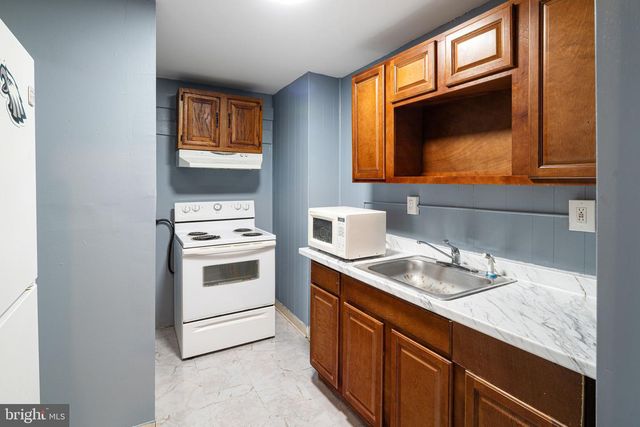 886 N 66TH ST, Philadelphia, PA 19151
