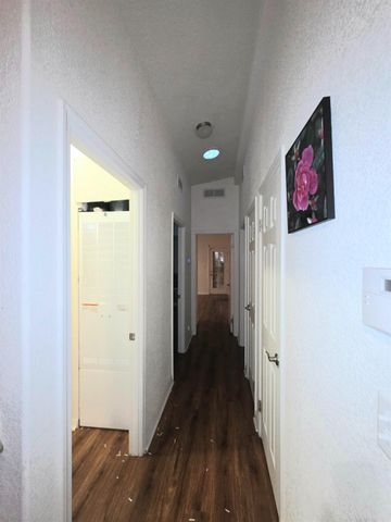 160 Walker Dr, Auburn, CA 95603