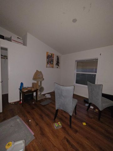 160 Walker Dr, Auburn, CA 95603