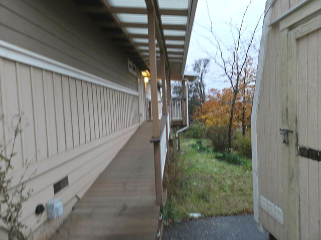 160 Walker Dr, Auburn, CA 95603