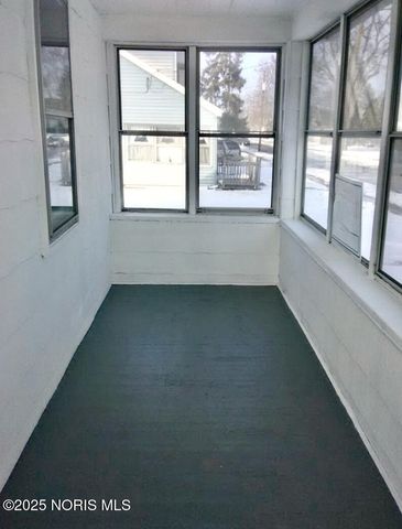 125 Bacon Street, Rossford, OH 43460