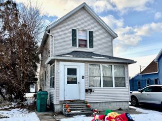 125 Bacon Street, Rossford, OH 43460