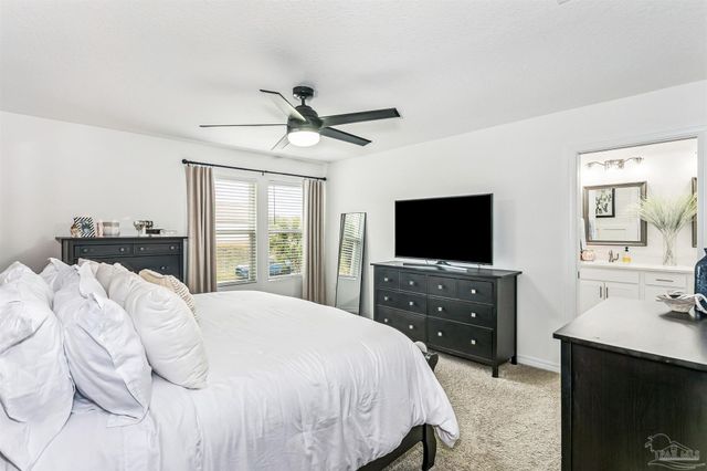 4884 Kensington Ln, Crestview, FL 32539