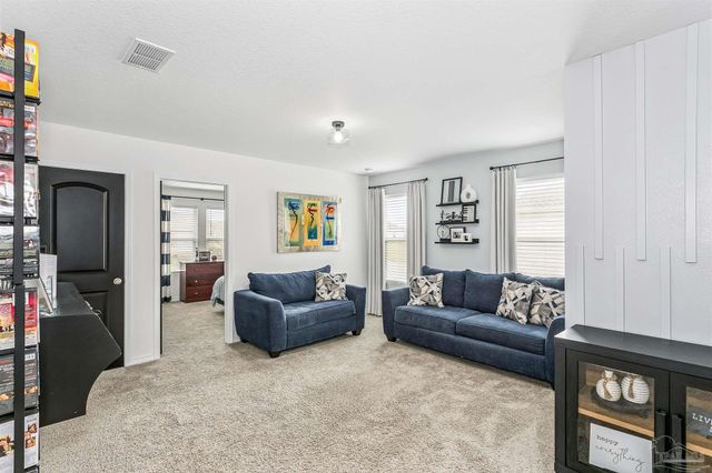 4884 Kensington Ln, Crestview, FL 32539