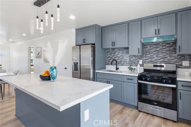 5711 Rocket, Lakewood, CA 90713