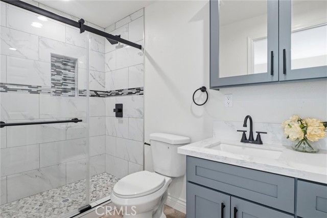 5711 Rocket, Lakewood, CA 90713