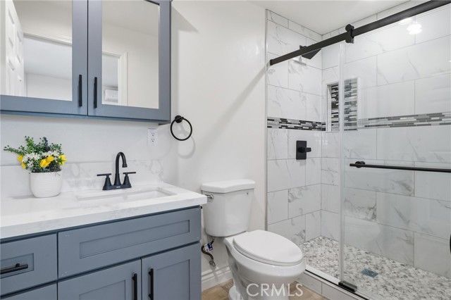 5711 Rocket, Lakewood, CA 90713