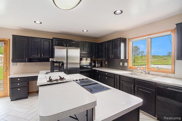 7031 Munsell Road, Howell, MI 48843