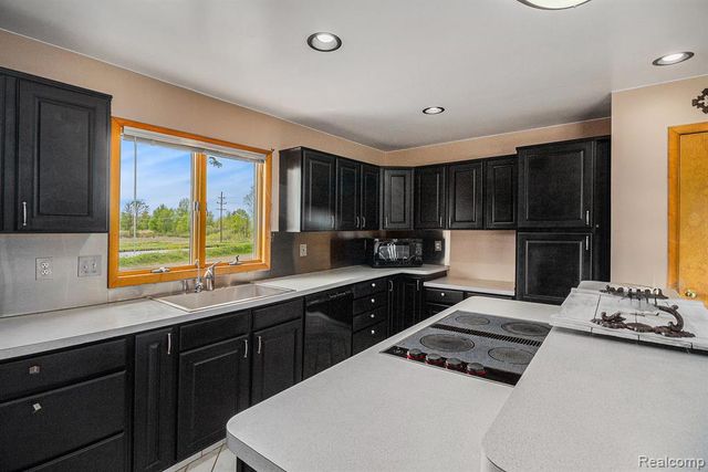 7031 Munsell Road, Howell, MI 48843