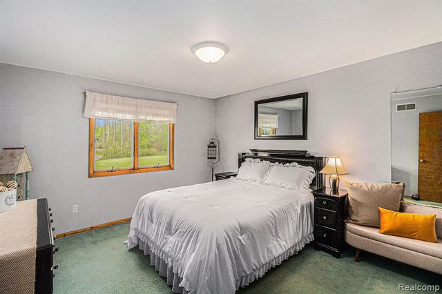 7031 Munsell Road, Howell, MI 48843
