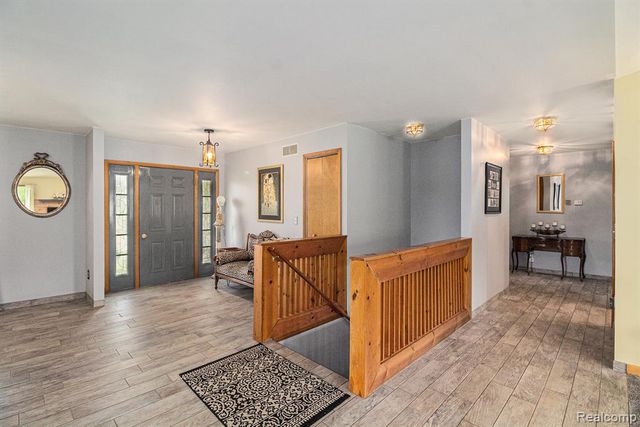 7031 Munsell Road, Howell, MI 48843
