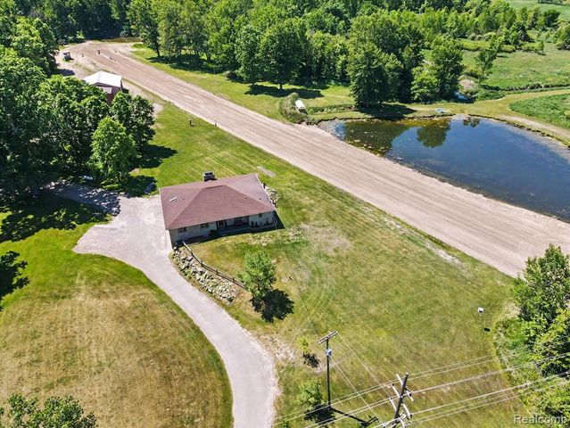 7031 Munsell Road, Howell, MI 48843
