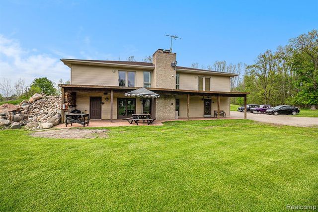 7031 Munsell Road, Howell, MI 48843