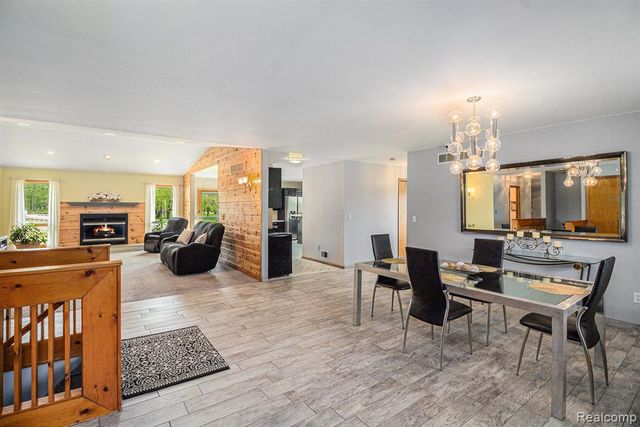 7031 Munsell Road, Howell, MI 48843