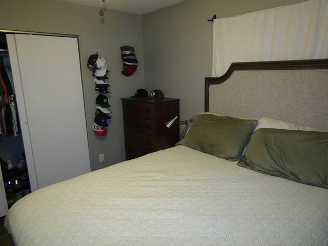 1413 Haven Ave, Salina, KS 67401