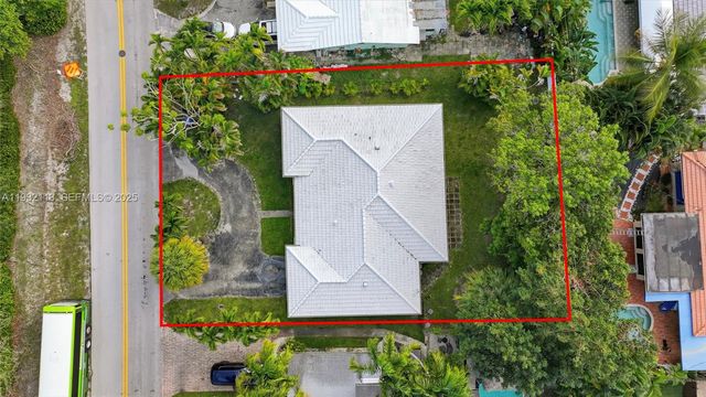 3497 NE 20th Ave, Oakland Park, FL 33306