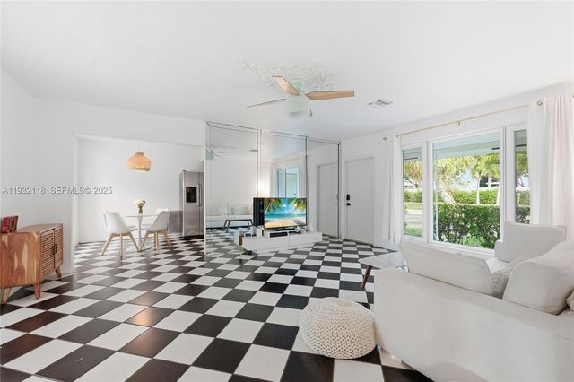 3497 NE 20th Ave, Oakland Park, FL 33306