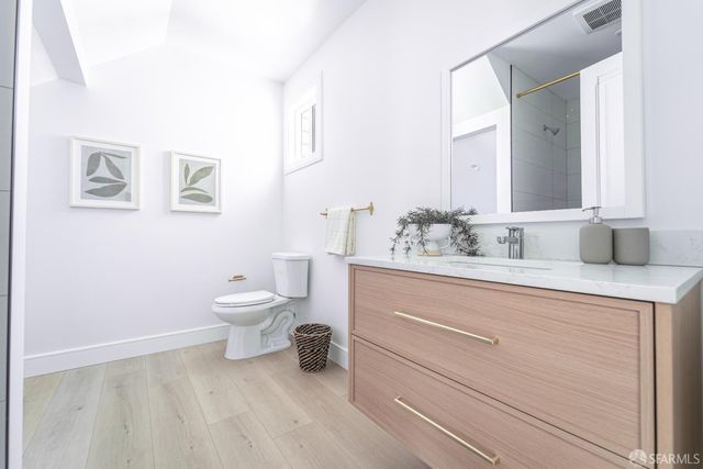 1552 Palou Avenue, San Francisco, CA 94124