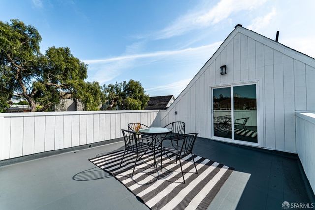 1552 Palou Avenue, San Francisco, CA 94124