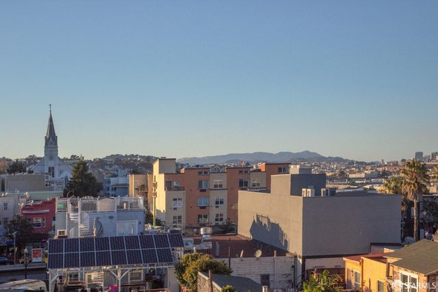 1552 Palou Avenue, San Francisco, CA 94124