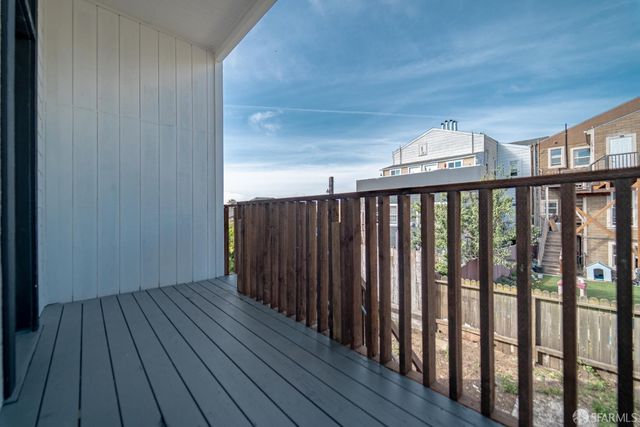 1552 Palou Avenue, San Francisco, CA 94124