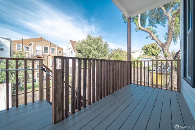 1552 Palou Avenue, San Francisco, CA 94124