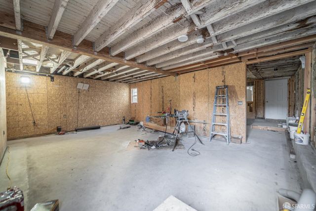 1552 Palou Avenue, San Francisco, CA 94124