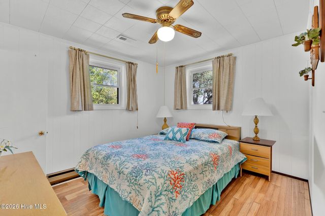 115 NE 14th Street, Oak Island, NC 28465