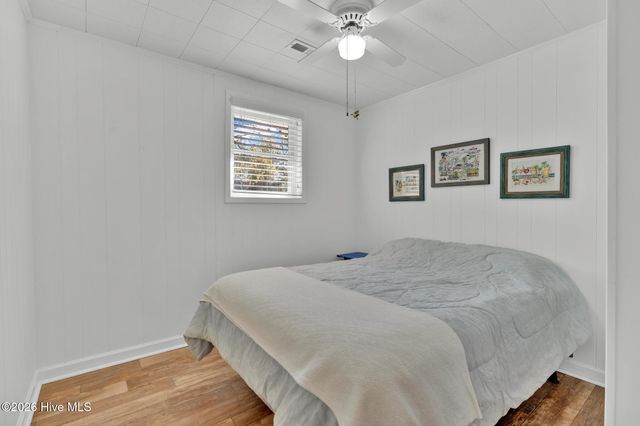115 NE 14th Street, Oak Island, NC 28465