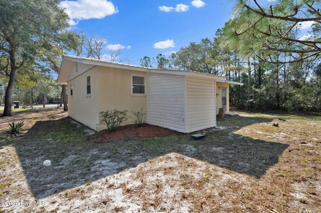 115 NE 14th Street, Oak Island, NC 28465