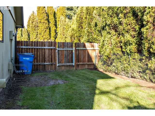 707 Nw 104TH St, Vancouver, WA 98685